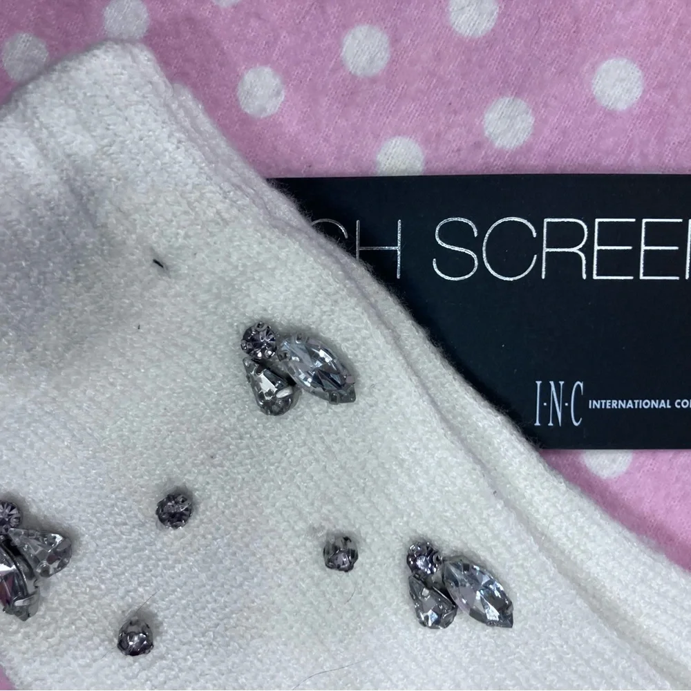 INC International Touch Screen Ivory Gloves Gem Details